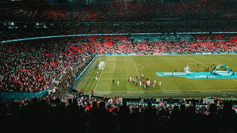 活塞靠坎宁安三双逆转热火终结9连败